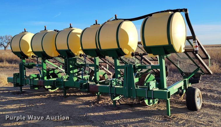 Rain-Flo Irrigation 1600 Serries II transplanter - DT0933