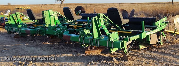 Rain-Flo Irrigation 2600 Series II plastic mulch layer - DT0934