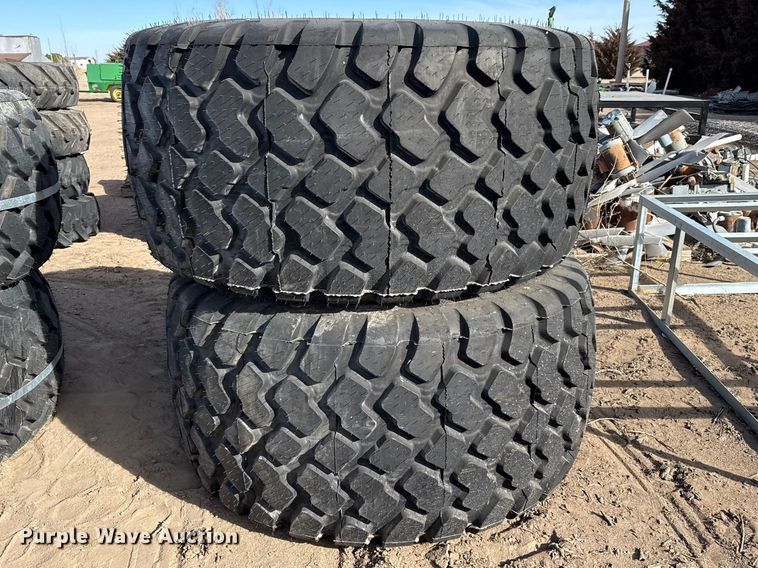 (2) 28LR26 tires and wheels - DZ5049