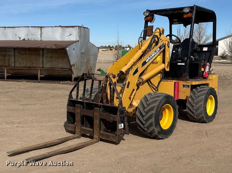 Willmar Wrangler 4560 compact wheel loader - DZ5058