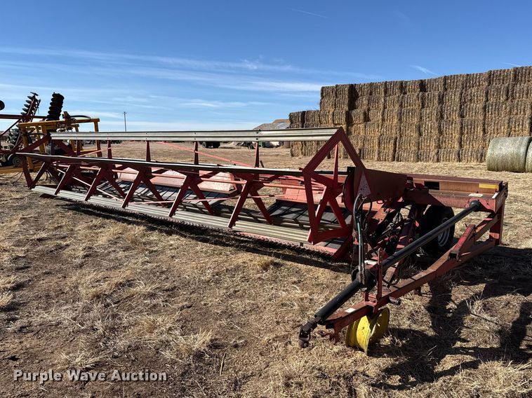 1971 Massey Ferguson 35 swather / windrower - DZ5108