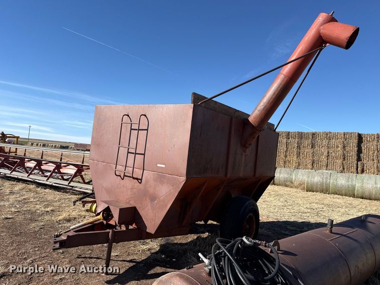 Phares & Wilkins grain cart - DZ5109
