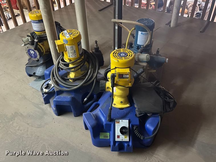 (4) chemical pumps - FB0821