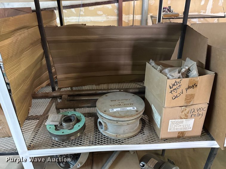 Water tight plugs - FB0823