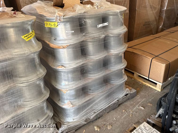 Approximately 50 12x8.5 wheels - FB0843