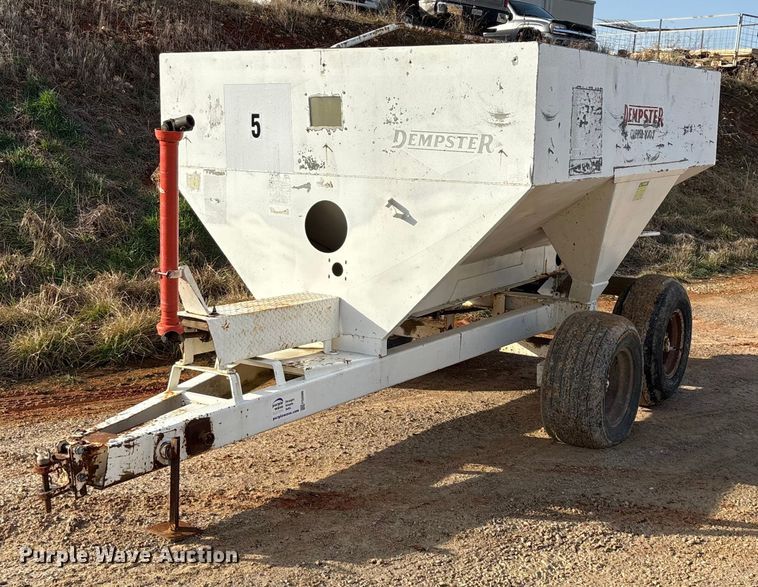 Dempster Clipper-200S spreader - FG0086