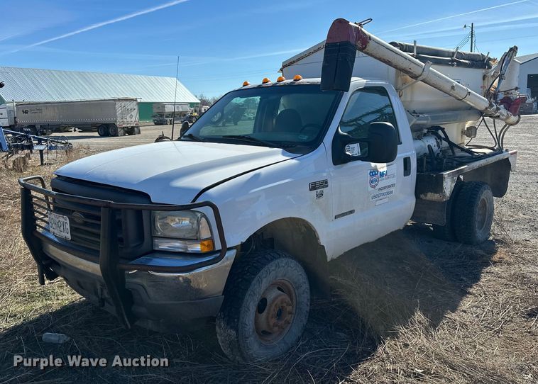 2002 Ford F-350 fertilizer delivery truck - FG2580