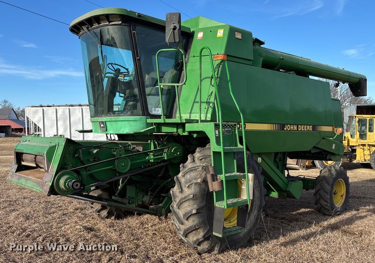 1992 John Deere 9500 combine - FO3575