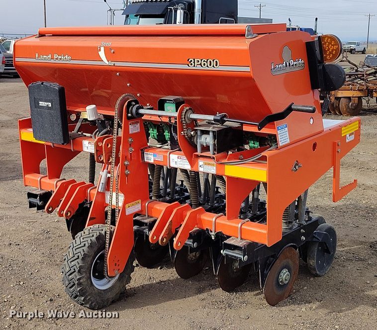 Land Pride 3P600 grain drill - IH9437