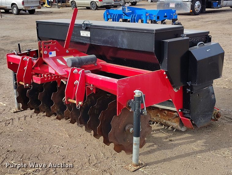 Woods PSS72 seeder - IH9439