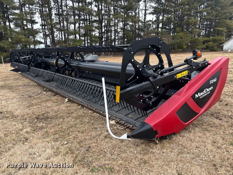 2022 MacDon FD140 flex draper head - YA2672