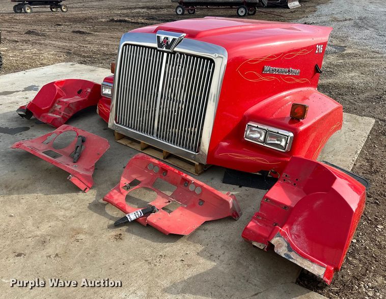 Western 4900 truck parts - DV0779