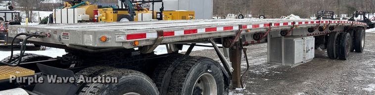 2001 Benson flatbed trailer - DW7469