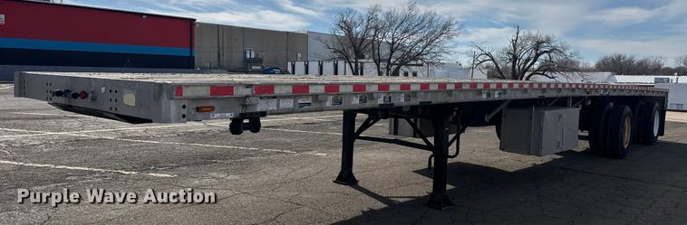 2000 Wilson CF-900 flatbed trailer - EU4110
