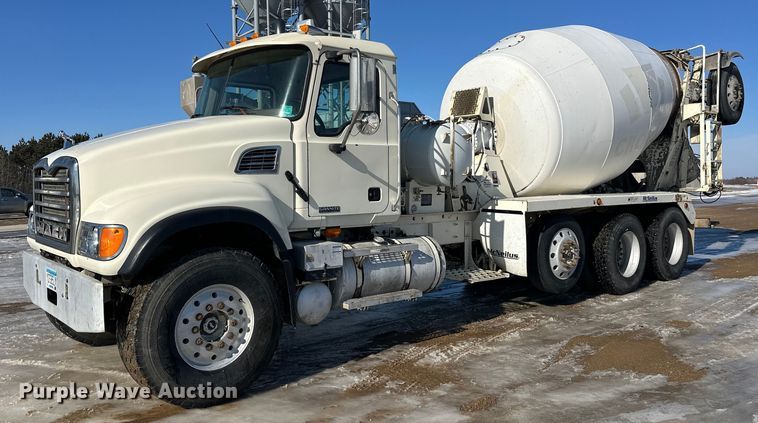 2007 Mack Cv ready mix truck - FK1603