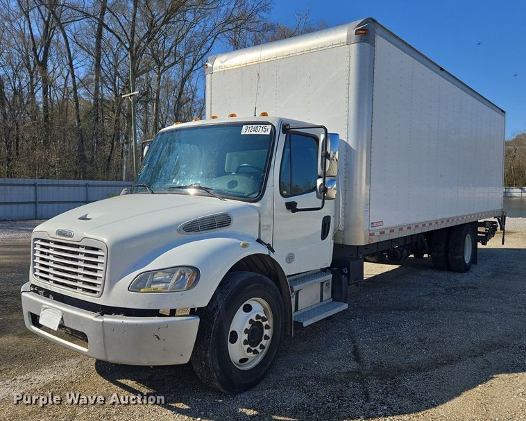 2019 Freightliner Business Class M2  box truck - YA1472