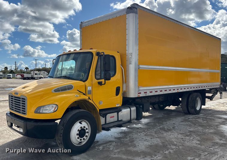 2018 Freightliner Business Class M2  box truck - YA1801