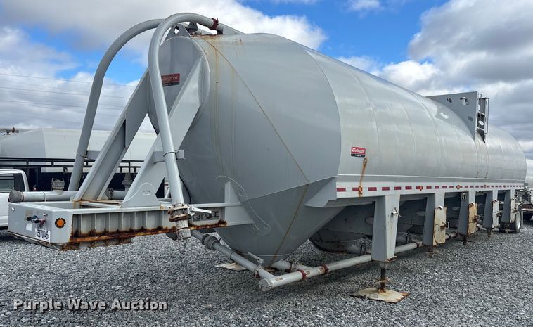 2022 Gallegos pneumatic dry bulk trailer - YA2444