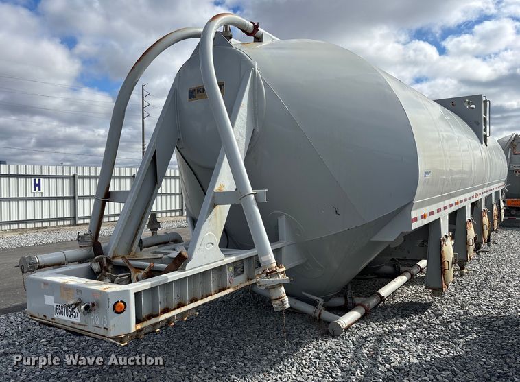 2022 Gallegos pneumatic dry bulk trailer - YA2445
