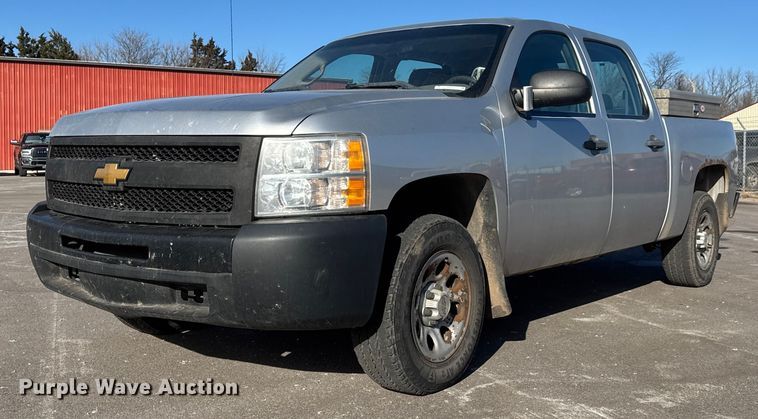 2012 Chevrolet Silverado 1500 Crew Cab pickup truck - EP2930