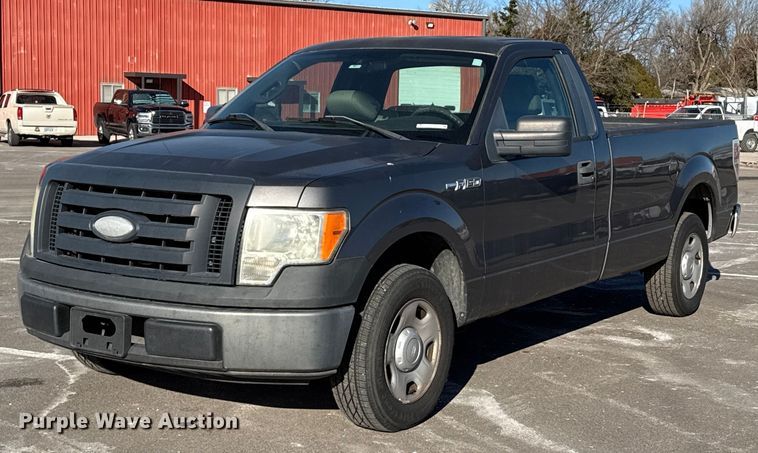 2009 Ford F150 pickup truck - EP2932