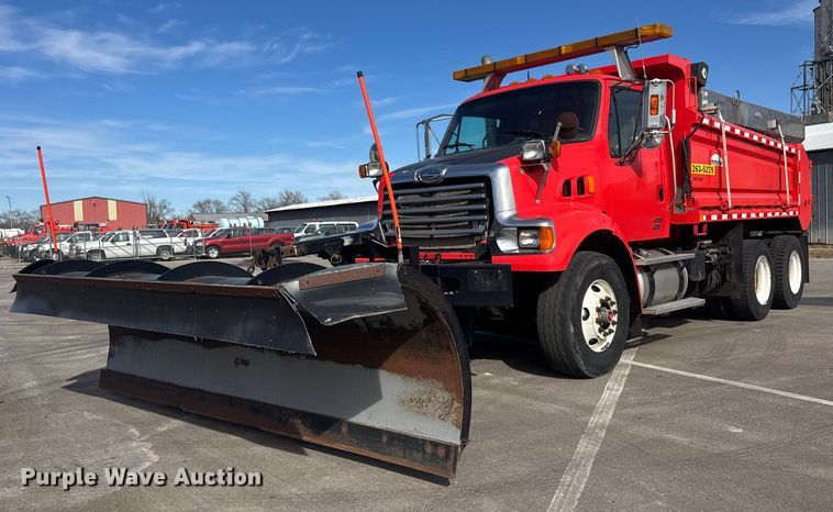 2009 Sterling L7500 Series dump truck - EP2964