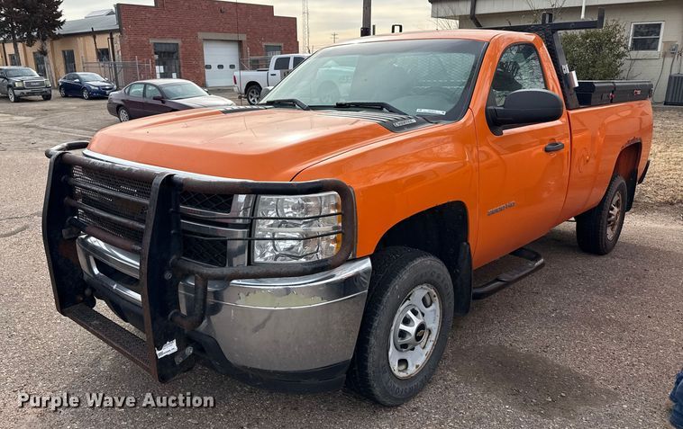 2012 Chevrolet Silverado 2500HD pickup truck - EP2973