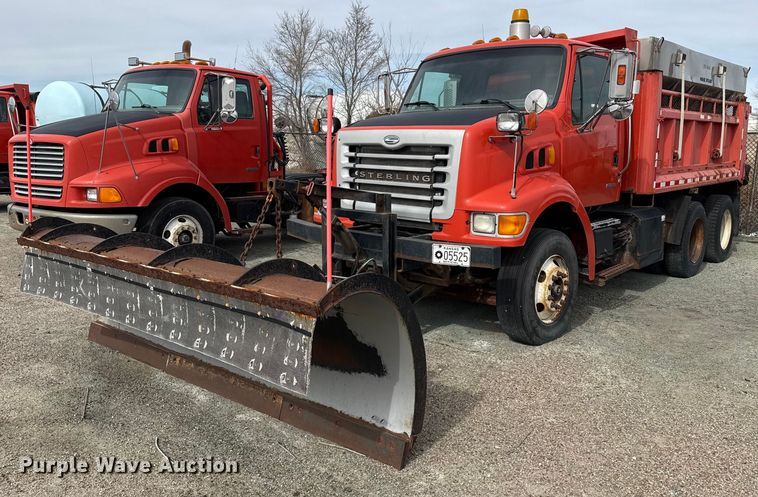 2003 Sterling 7500 dump truck - EP2977
