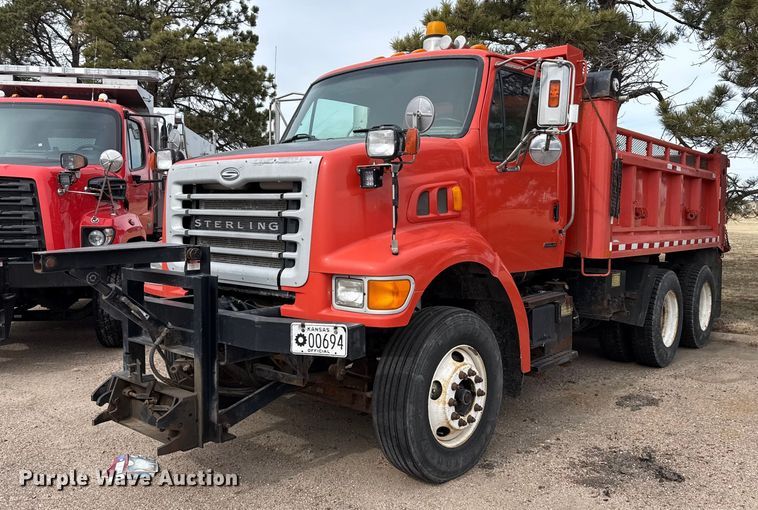 2003 Sterling 7500 dump truck - EP2983