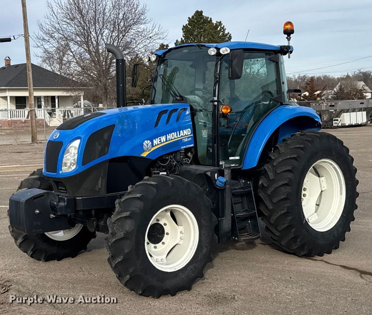 2017 New Holland TS6.120 MFWD tractor - FB0754