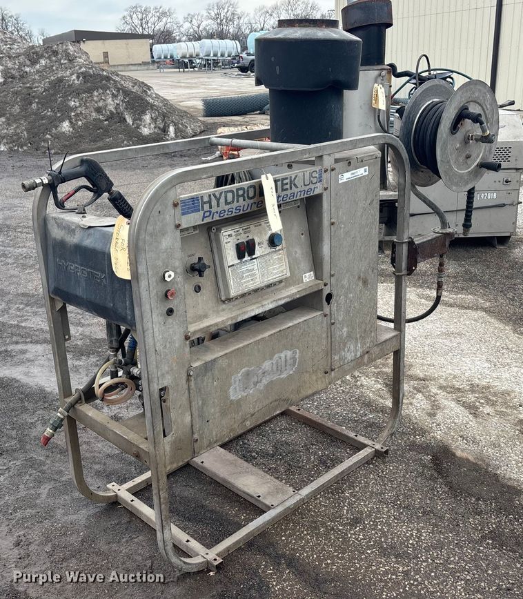 2015 Hydro Tek HN20004E2G pressure washer - FB0771