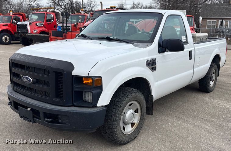 2008 Ford F250 Super Duty pickup truck - FB0779