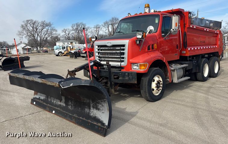 2006 Sterling L7500 Series dump truck - FB0782
