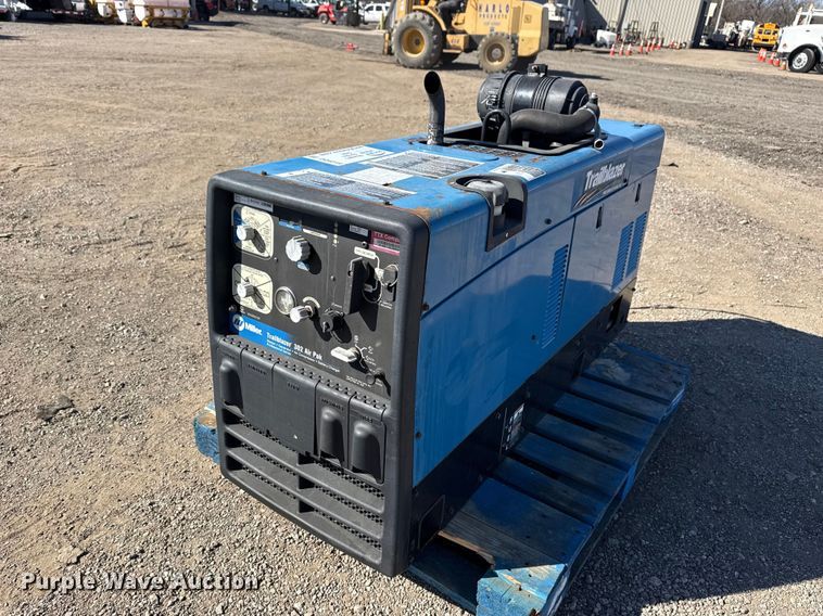 2016 Miller Trailblazer 302 Air Pak welder/generator - DQ4319