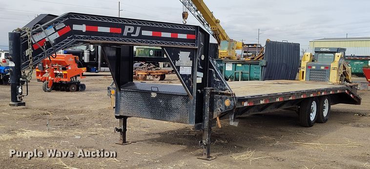 2015 PJ equipment trailer - DT0944
