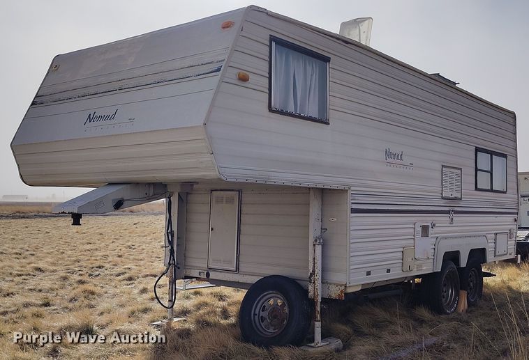 1990 Nomad Skyline Weekender camper - DT0959
