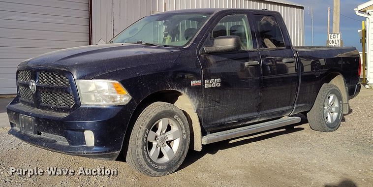 2013 RAM 1500 Ext. Cab pickup truck - DT0960