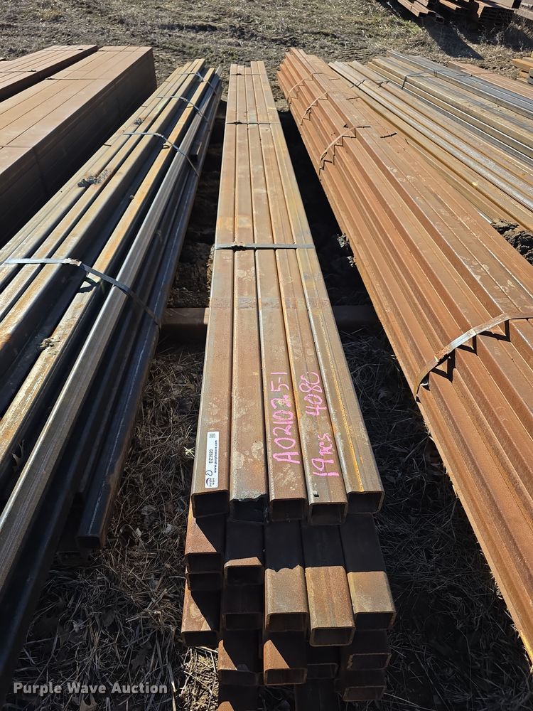 (25) pieces of tubing - DZ3920