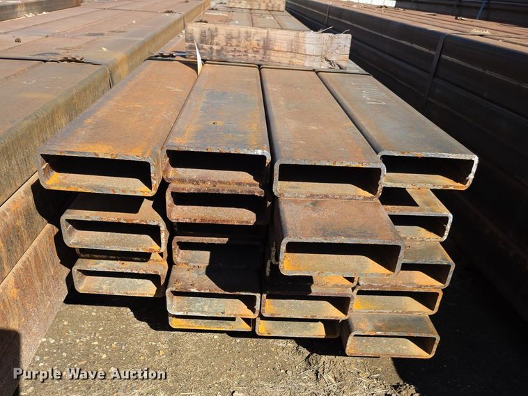 (24) pieces of tubing - DZ3928