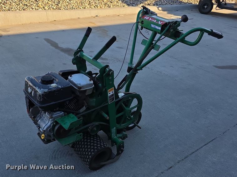 2001 Ryan Jr sod cutter - DZ3960