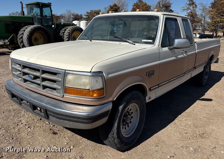 1994 Ford F250 Ext. Cab pickup truck - DZ5011