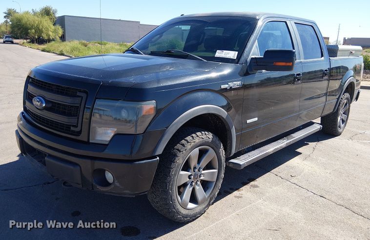 2014 Ford F150 Crew Cab pickup truck - EE5161