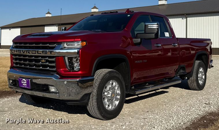 2021 Chevrolet 2500HD Ext. Cab pickup truck - EF2416