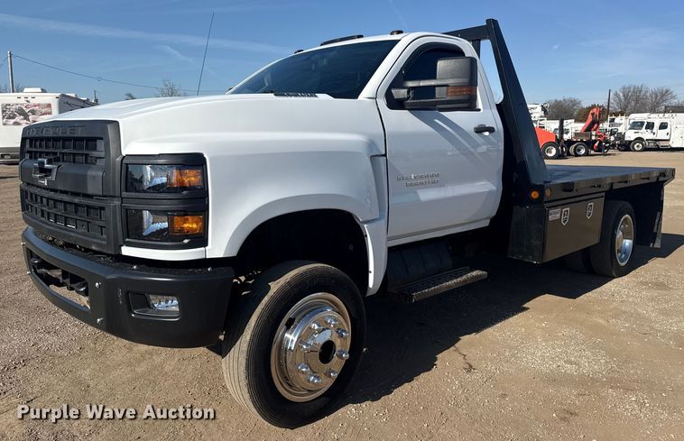 2019 Chevrolet 5500HD flatbed truck - EG2080