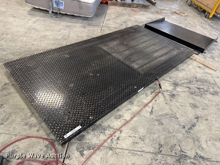 Rice Lake Weighing Systems 4x8HP-5K scale - EN3978