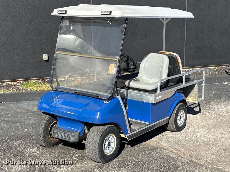 2002 Club Car golf cart - EN5984