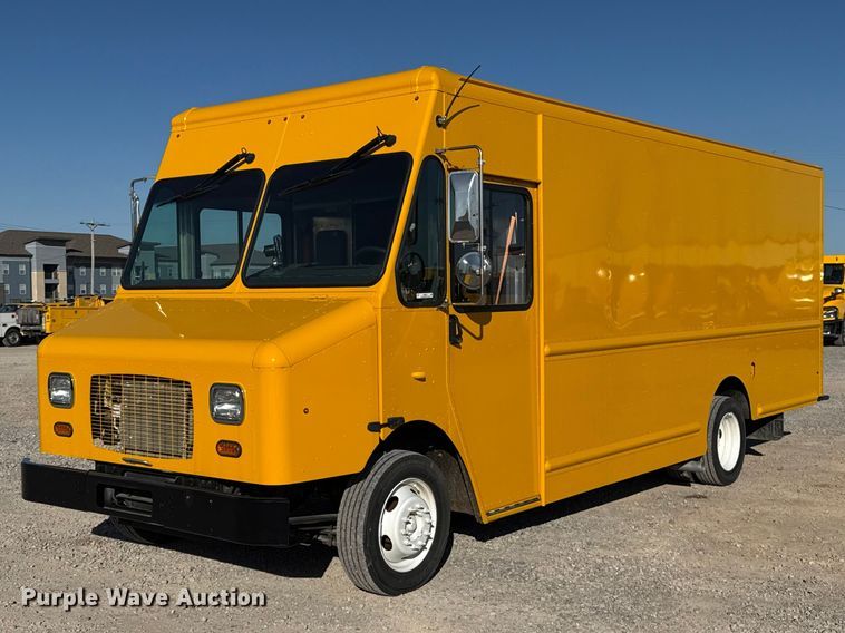 2021 Ford F59 delivery truck - ES5872