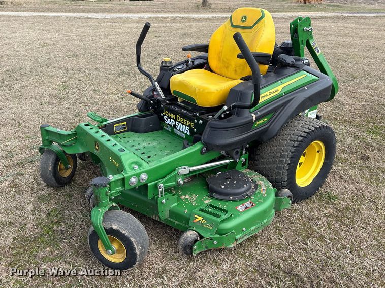 2024 John Deere Z930M ZTR lawn mower - ES8616