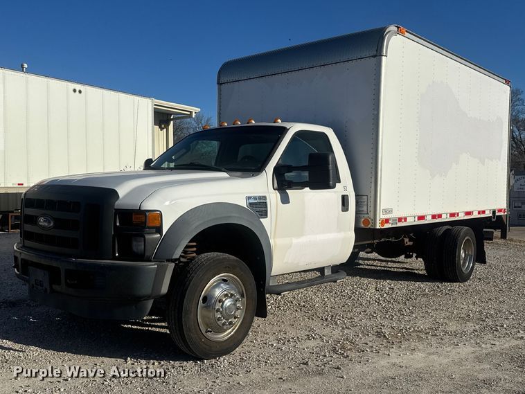 2009 Ford F550 box truck - ET1573