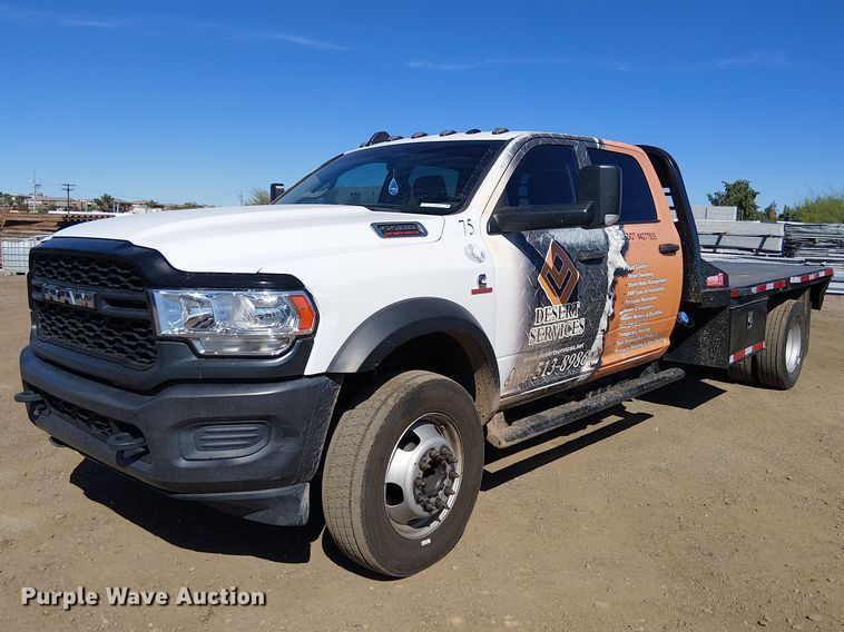 2019 RAM 5500 Crew Cab flatbed truck - EU2638